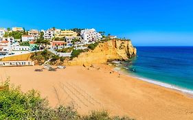 Apartamento T1 Carvoeiro C/Piscina E A 300M Praia